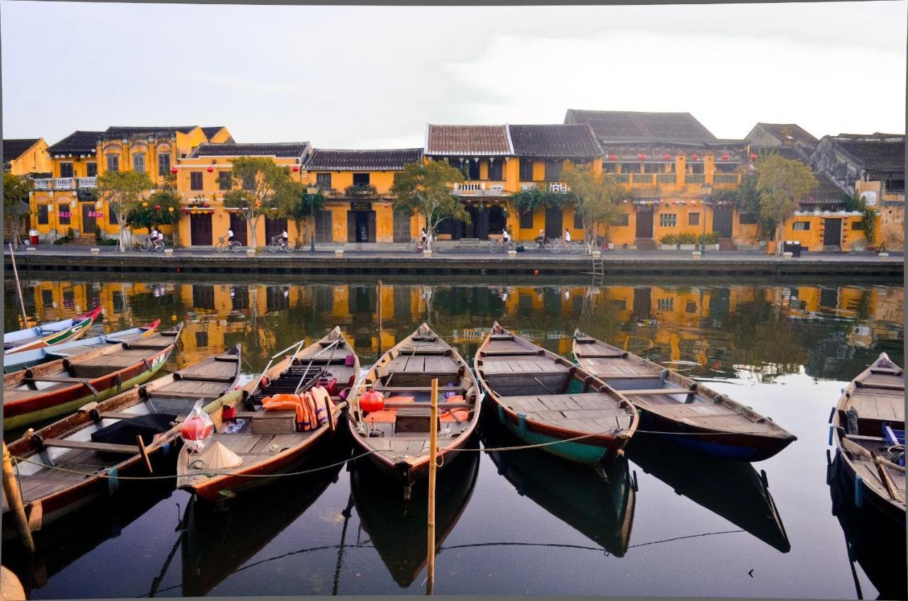 Corner Night Market Homestay Hội An Buitenkant foto